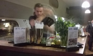 Cocktails Stir it Up sur une péniche