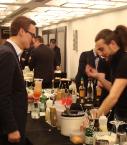 Atelier cocktail Stir it Up pour Sasasa