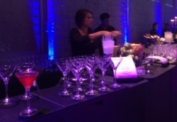 Bar à cocktails Stir it Up aux 50 ans de Lifé Pharma 02