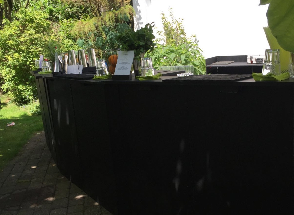 stir-it-up-bar-a-cocktails-dans-votre-jardin-2