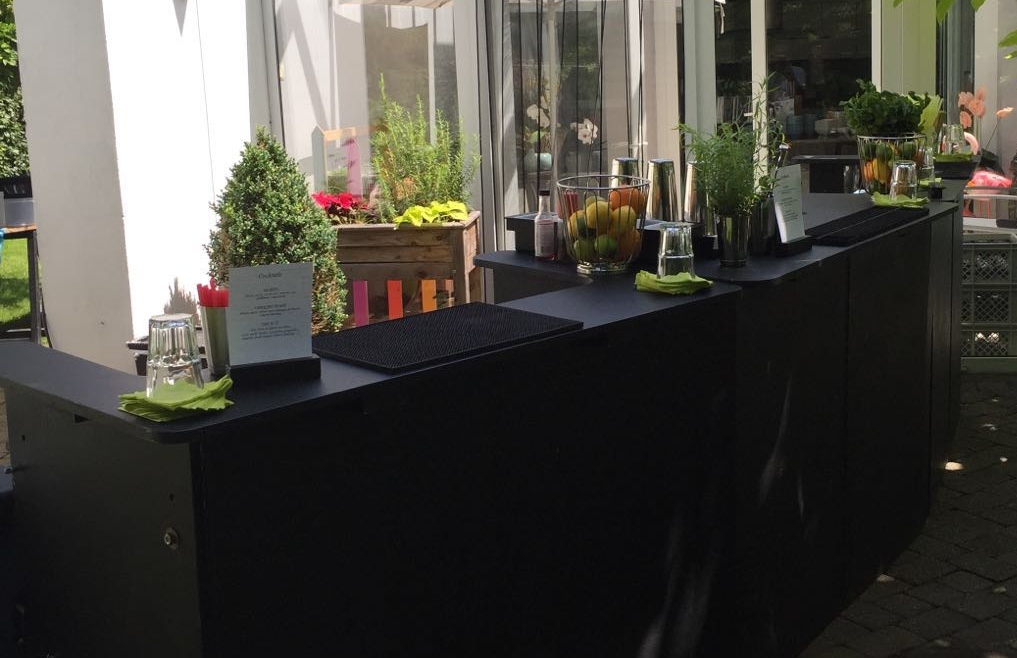 stir-it-up-bar-a-cocktails-dans-votre-jardin-3